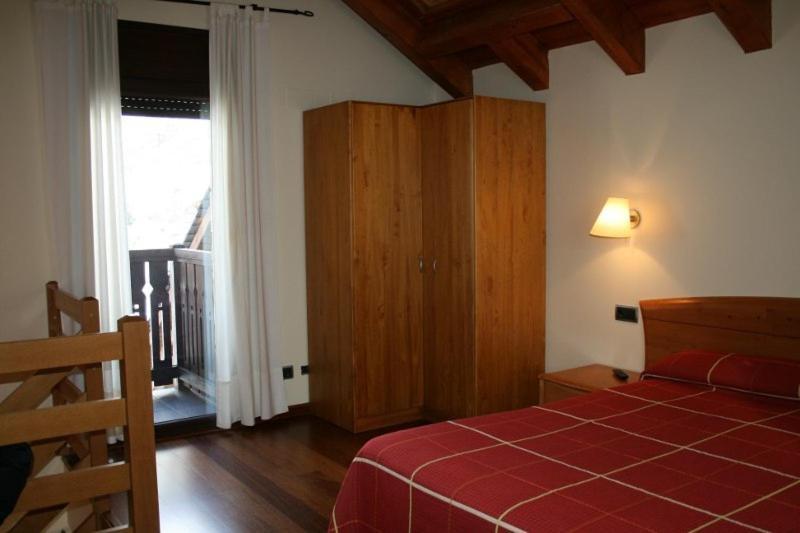 Apartamentos Les Picardes Espot Zimmer foto