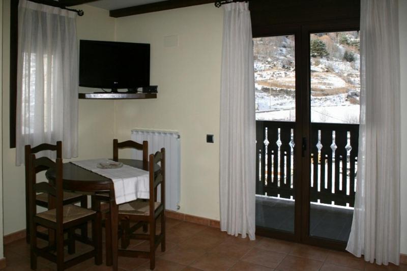 Apartamentos Les Picardes Espot Exterior foto
